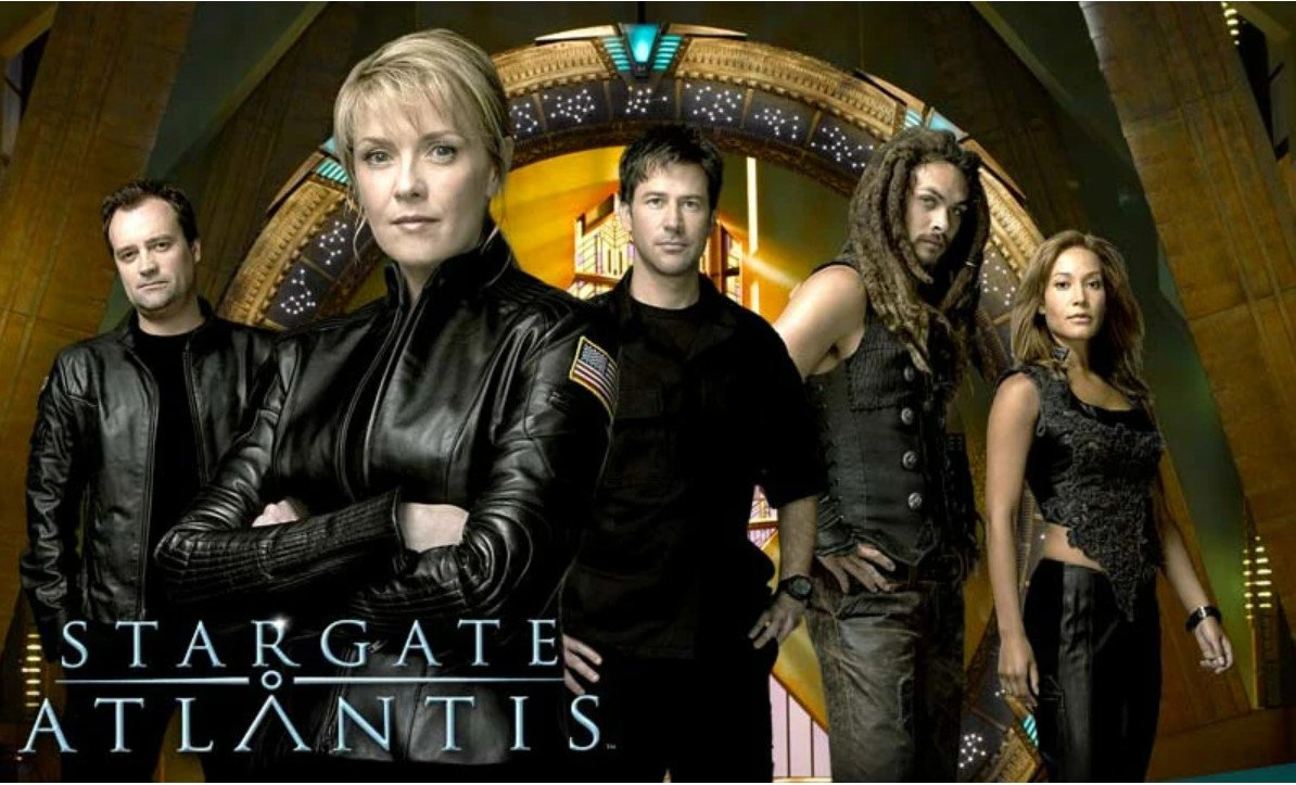 Cast of Stargate Atlantis: David Hewlett, Amanda Tapping, Joe Flanigan, Jason Momoa, Rachel Luttrell